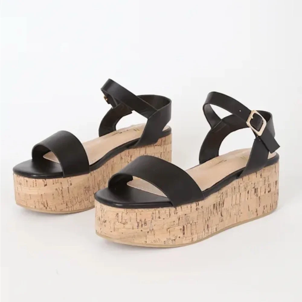 Lulu's Black Cork Platform Sandals